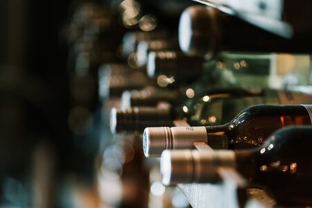 Los botelleros más originales y elegantes para tener siempre a la vista nuestros vinos favoritos