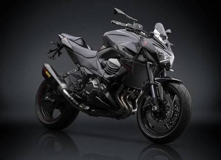 La Kawasaki Z800 muestra su cara agresiva con el kit de Rizoma