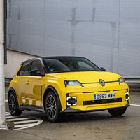 El Renault 5 eléctrico más potente y con más autonomía, más barato que nunca: ahora por menos de 30.000 euros