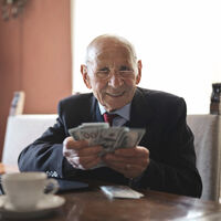 Pagar tarde ya no le saldrá gratis a las empresas, se preparan cambios legislativos para penalizar a los morosos