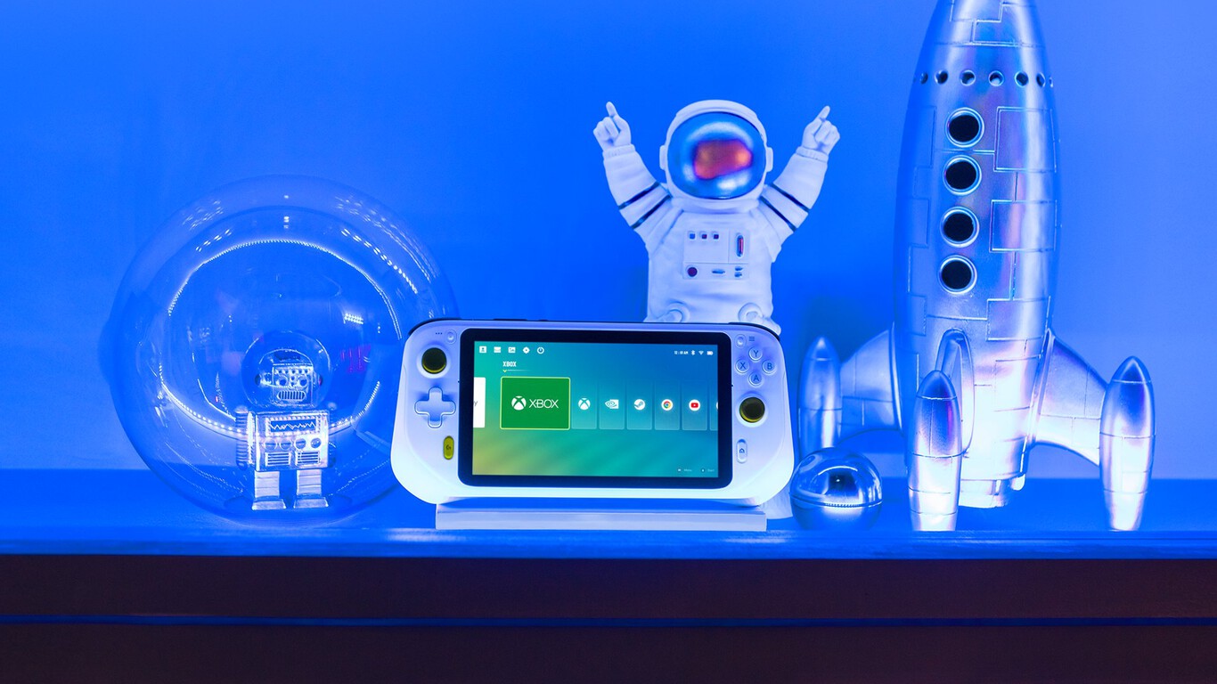 Steam Deck vs Logitech G Cloud, comparativa. ¿Cuál es la mejor opción