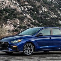 El Hyundai Elantra GT N-Line se viste de deportivo sin intención de cruzar frontera mexicana