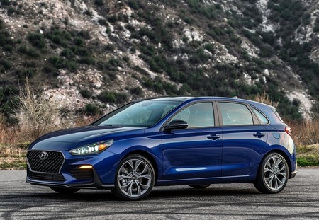 El Hyundai Elantra GT N-Line se viste de deportivo sin intención de cruzar frontera mexicana
