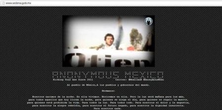 Anonymous "golpea" al Ejército de México