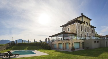 Relax y desconexión con vistas al mar en el Hotel Villadesella en Asturias 