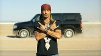 Video: Nissan y Bret Michaels demuestran la resistencia de sus vehículos comerciales.