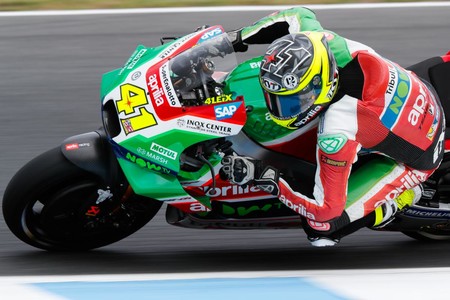 "La RS-GP de 2017 y la de 2018 no tienen ni una pieza igual" según Romano Albesiano, el jefazo de Aprilia