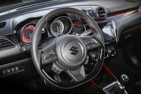 Suzuki Swift Sport 2018 011