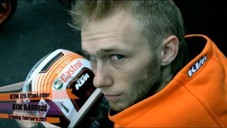 Rok Bagoroš, un stunt ride sobre una 125