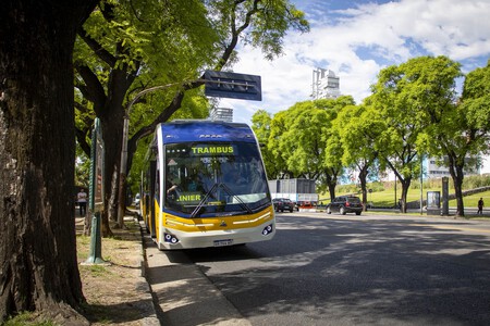 450_1000 A los minibuses eléctricos, se suma el nuevo trambús: qué capacidades tiene y qué recorrido harán sus unidades en la Ciudad de Buenos Aires