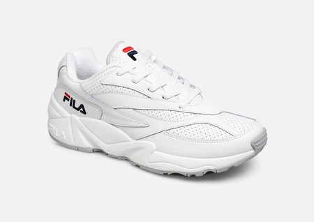 60% de descuento en zapatillas y zapatos en las rebajas de Sarenza y un 10% de descuento extra a partir de 100 euros de gasto