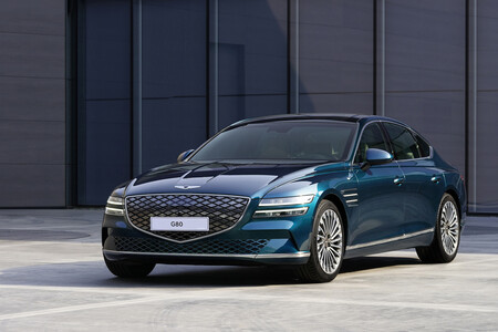 El Genesis G80 es el primer coche eléctrico de Génesis: 370 CV, techo solar y mucho lujo