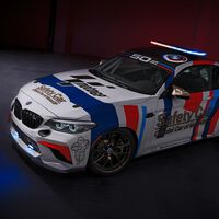 El brutal BMW M2 CS Racing es el nuevo Safety Car de MotoGP: 450 CV para homenajear a la división M