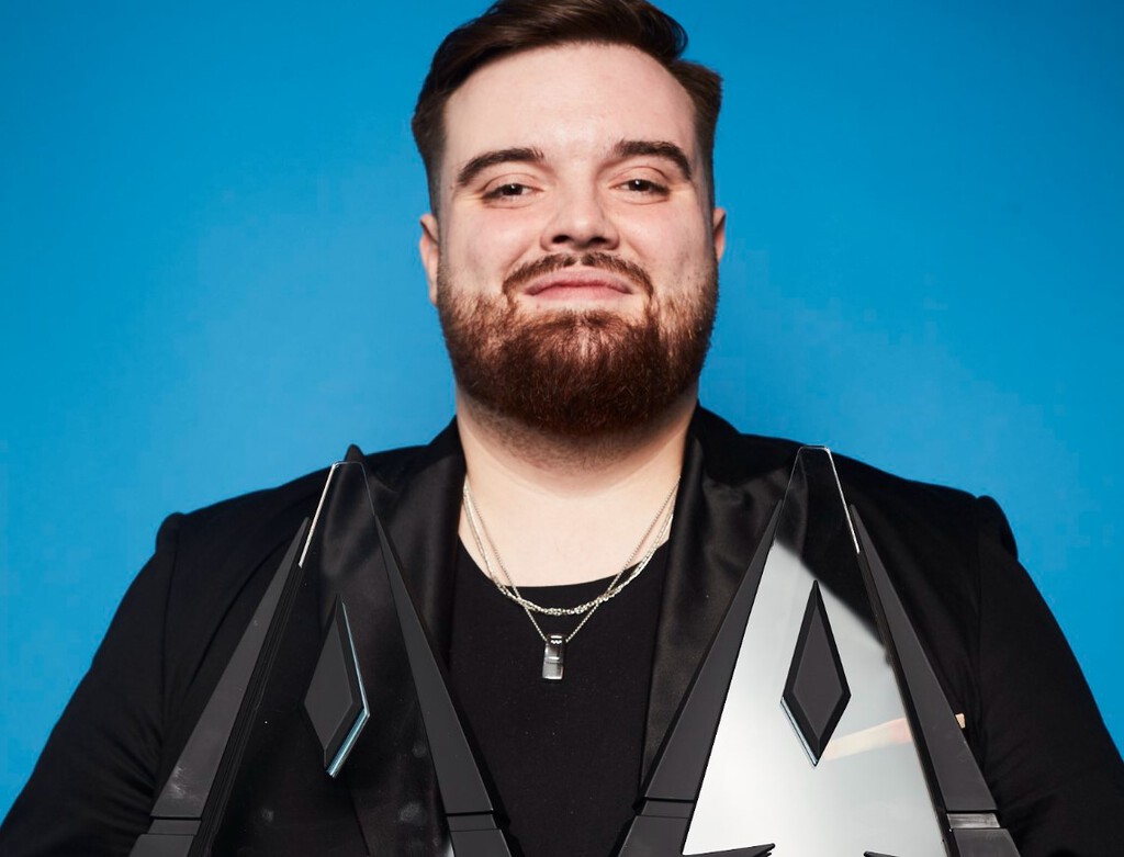 Ibai Llanos repite como mejor streamer del año en los Premios ESLAND 2023: aquí tienes la lista con todos los ganadores Ibai Llanos repite como mejor streamer del año en los Premios ESLAND 2023: aquí tienes la lista con todos los ganadores