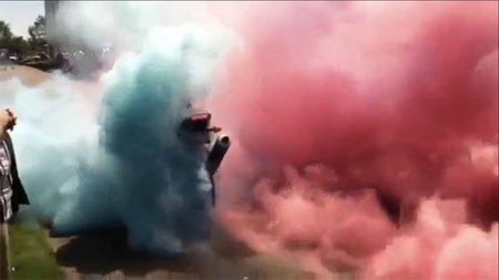 Shinko Smoke Bomb, la guinda del pastel para la fiesta de un Gran Premio