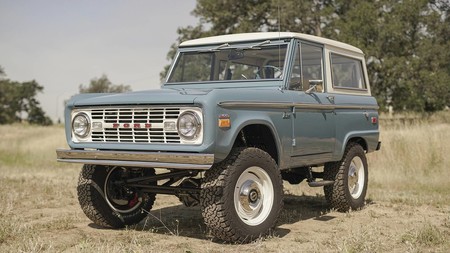 Si no quieres esperar al Ford Bronco 2020, puedes adquirir un modelo clásico restaurado por Icon 4x4