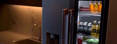 Refrigerador Samsung con ventana al interior y ahorrador de energía. Se enciende cuando te acercas y hoy tiene descuentazo 