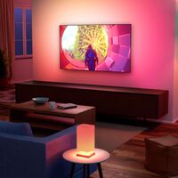 Philips ha tenido una idea genial: ampliar el sistema Ambilight de sus Smart TV a lámparas y bombillas de Ikea, Hue y otros fabricantes