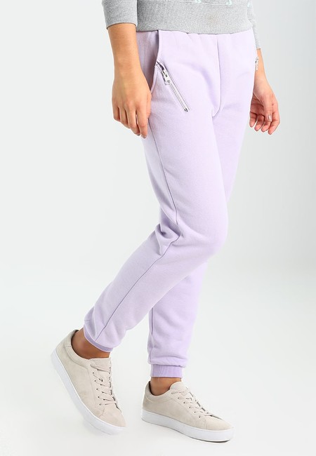 Los pantalones de deporte Brooklyn's Own by Rocawear modelo Jogger están rebajados a 13,95 euros en Zalando