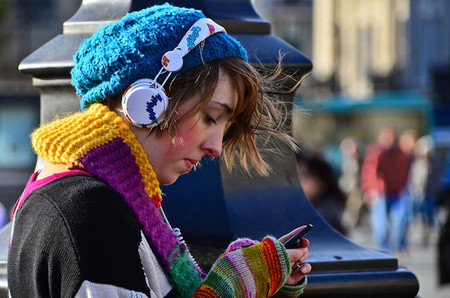 Un estudio apunta que los jóvenes que no utilizan las Redes Sociales se sienten excluídos