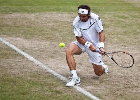 A David Ferrer el tenis se le da bien, los tweets patrocinados, no tanto