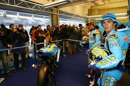 Presentacion Rizla Suzuki GSV R800