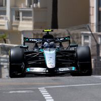 ¡Brutal! Kimi Antonelli le quita la pole a Max Verstappen en Mónaco por 43 milésimas y Aston Martin toca fondo 