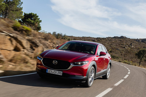 Probamos el Mazda CX-30: el equilibrio entre los SUV de Mazda destaca por su completo equipamiento tecnológico