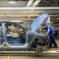 Europa se cansa de depender de los microchips asiáticos y lanza un monumental plan de 43.000 millones de euros