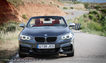 BMW M235i Cabrio 11