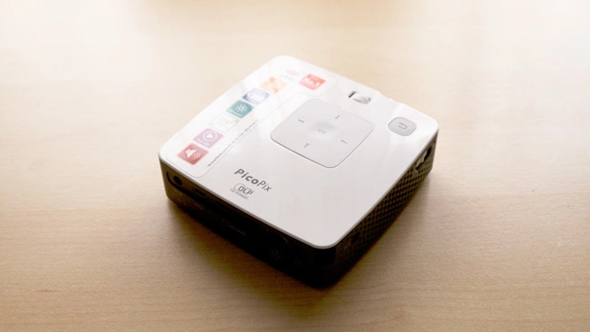 Foto de Philips PicoPix PPX 3410 (1/8)