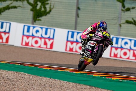 Filip Salac logra su primera pole position en el mundial de motos y bandera negra para Darryn Binder