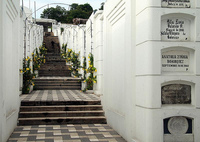 Rutas turísticas en el Cementerio General de Guayaquil