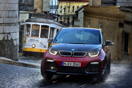 ¡Fiesta!: BMW i3 llega a su sexto año de una vida cero emisiones