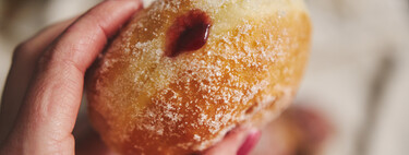 Así reacciona tu cerebro si dejas de comer azúcar (y cómo engañarlo para desengancharte)