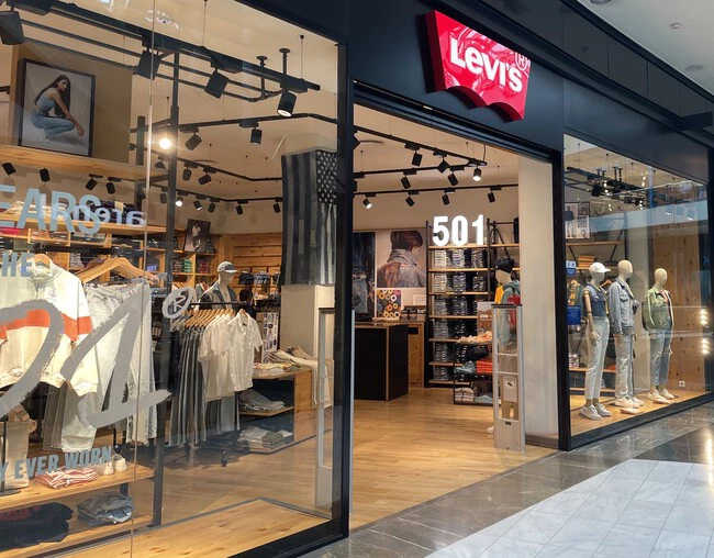 Levis As Cancelas