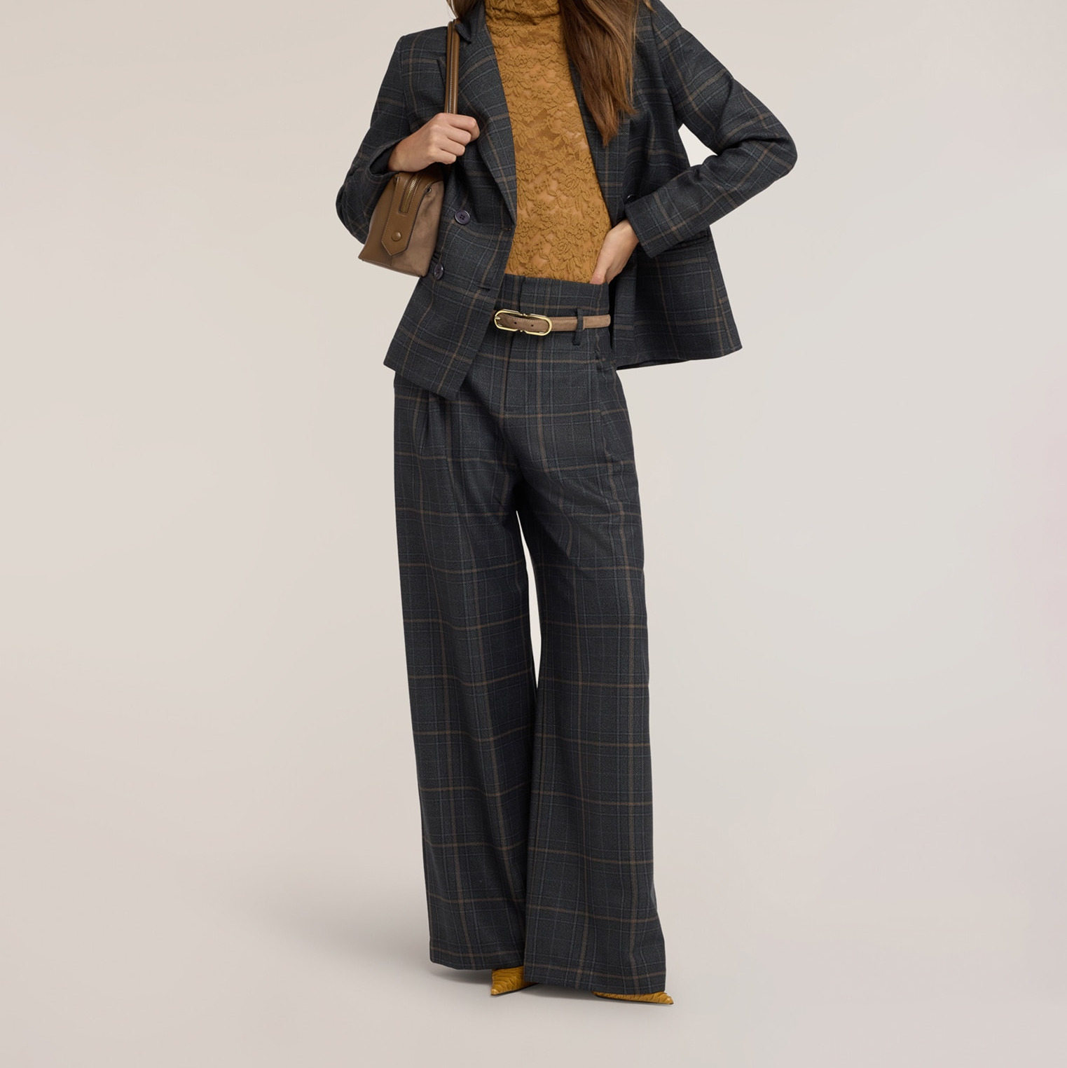 Pantalones de mujer palazzo de talle alto con estampado de cuadros talle alto ajuste regular - Motivi 