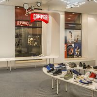 Estas son las zapatillas Camper que van a arrasar en primavera y verano: comodísimas y a mitad de precio 