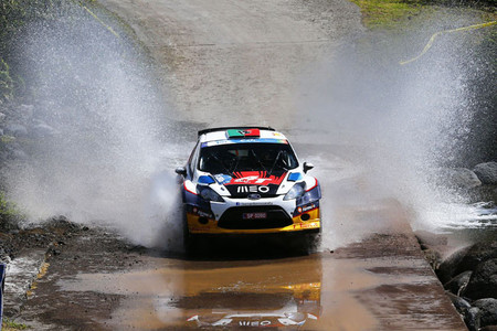 Bernardo Sousa aguanta y se impone en el SATA Açores 2014