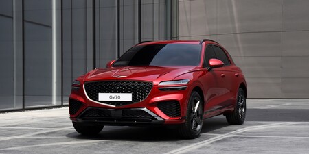 Genesis GV70: primeras imágenes del nuevo rival surcoreano de lujo que quiere impartir cátedra en diseño al Q5 y X3