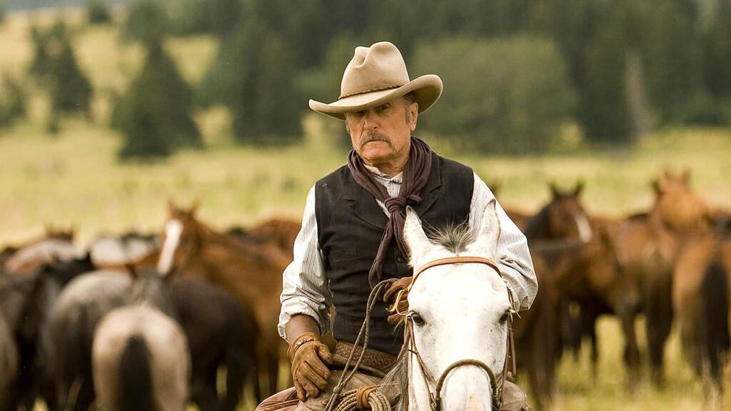 El director de 'The Warriors' y 'Calles de fuego' recuerda una faceta de Robert Duvall que casi nadie conocía: "Me preguntó quién era el mejor jinete"