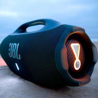 Boombox 4: vale a pena aproveitar a Black Friday para investir na caixa de som gigante da JBL?