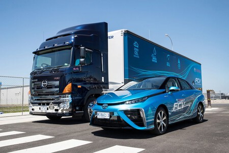 Hino Toyota Hidrogeno2 1024x683 1