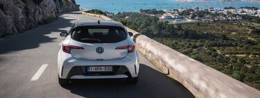 Seis evidencias por las que a día de hoy te interesaría comprar un híbrido antes que un eléctrico puro 