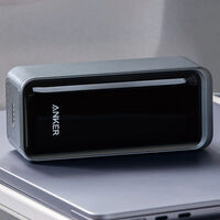 Diseño compacto, 20.000 mAh y compatibilidad con iPhone y MacBook. Esta batería de Anker es ideal para llevar de viaje 