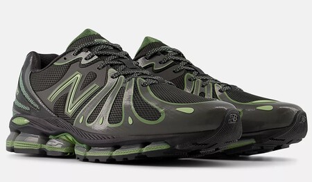 Como Venidas Del Futuro New Balance Lanzara En Dos Dias Sus Zapatillas Inspiradas Mas Dosmileras Que Usaria Neo De Matrix