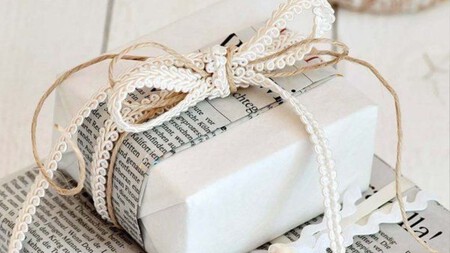 Cómo envolver regalos con material reciclado de forma creativa para que ahorres esta Navidad