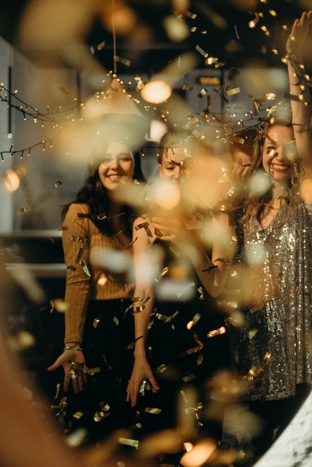 Hasta un 50% en moda y accesorios de fiesta para estas Navidades en ASOS