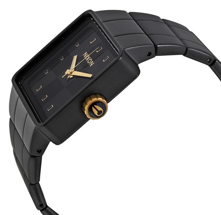 Relojes Quatro de Nixon, la función es el estilo