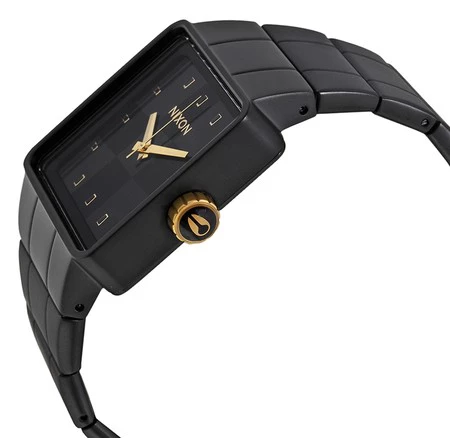 Relojes Quatro de Nixon, la función es el estilo